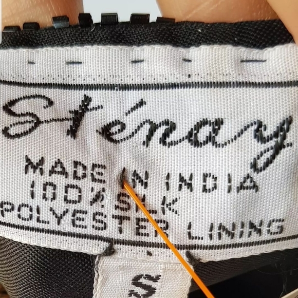 Vintage Hand Embroidery Silk Blouse π - Picture 9 of 9